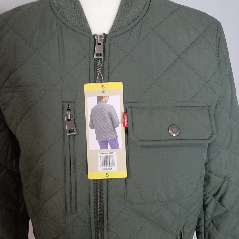 LEVIS Quilted Jacket - Picture 2 of 8